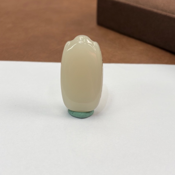 和田玉藕粉色平安无事牌送礼物轻奢