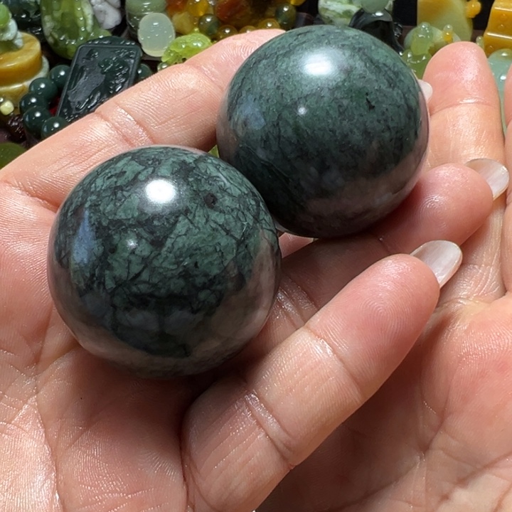 蛇纹石玉未镶嵌戒圈