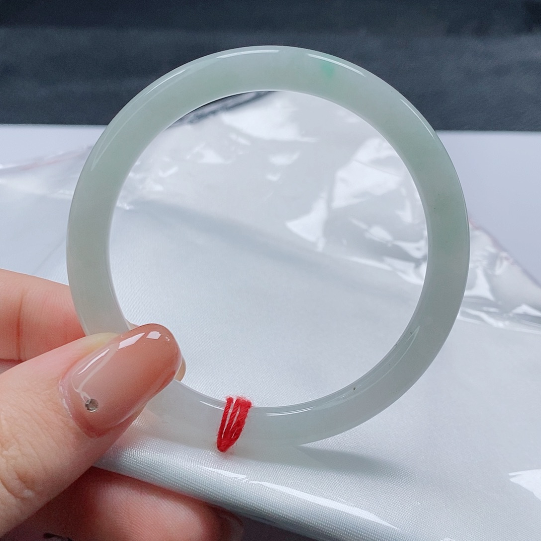 【闪购商品】未镶嵌手镯（圆镯）翡翠445号