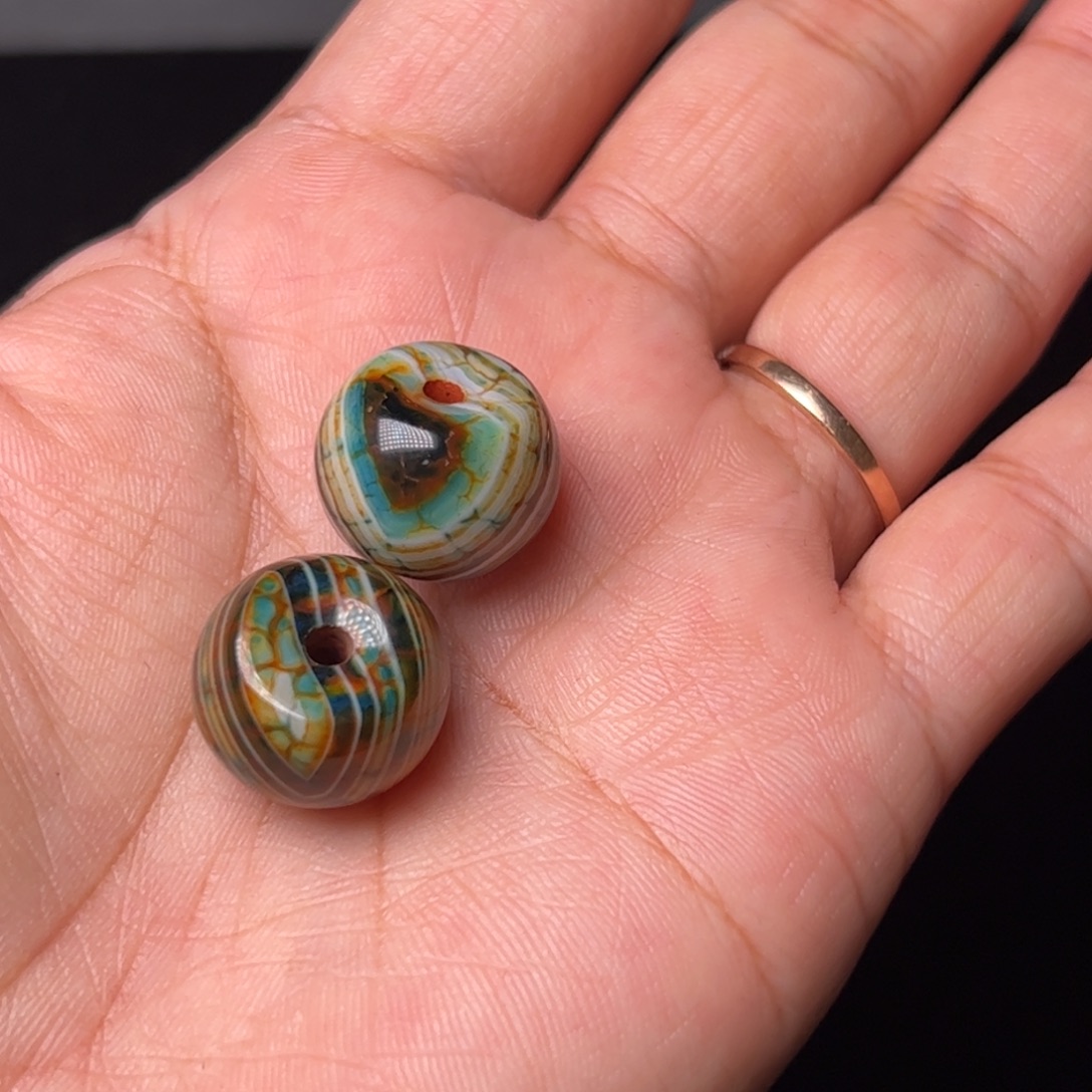 阿***丁玛瑙/玉髓未镶嵌配饰