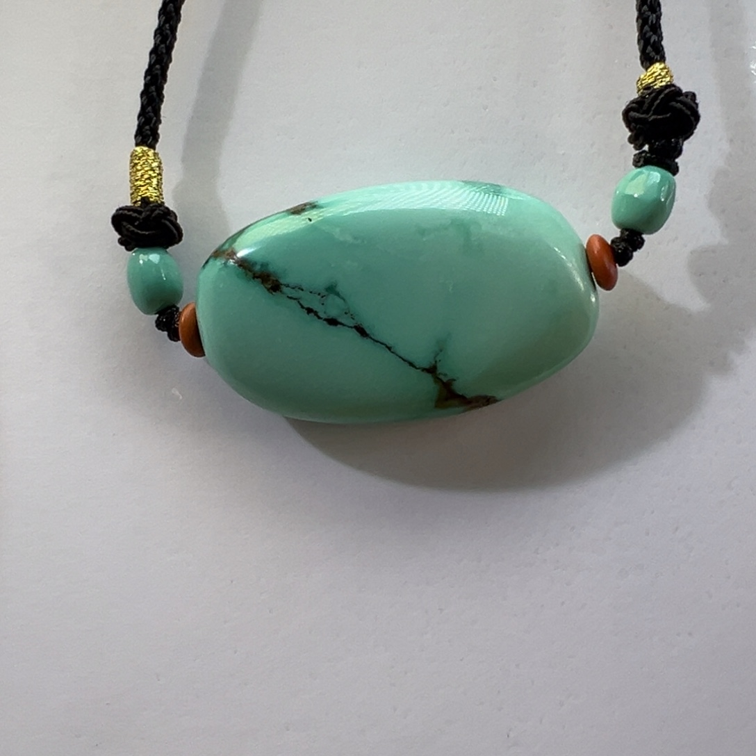 绿松石未镶嵌挂件