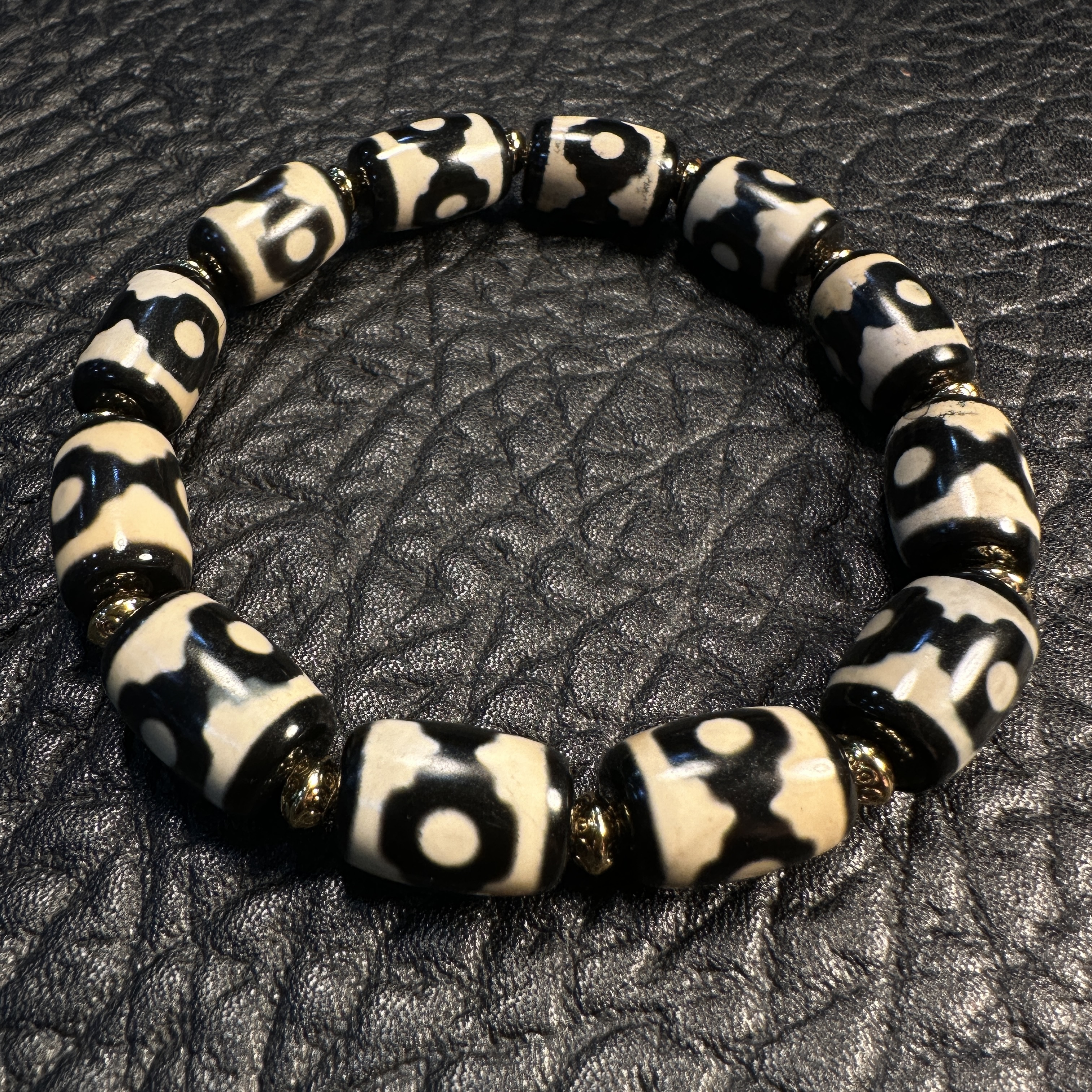  20世纪坛城三眼 玛瑙手串(多样性 发货） 777-196