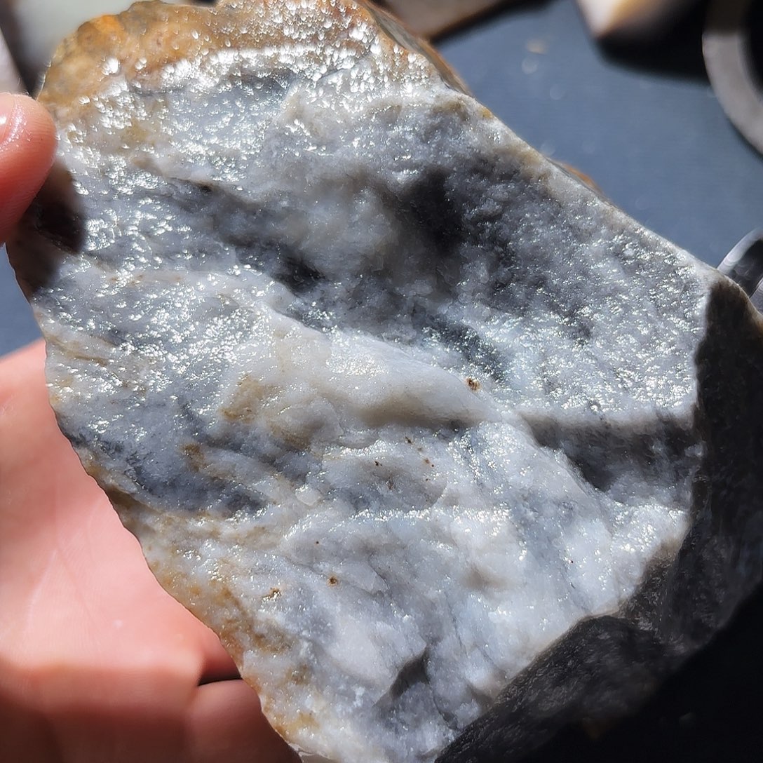 和田玉（糖玉）未镶嵌挂件