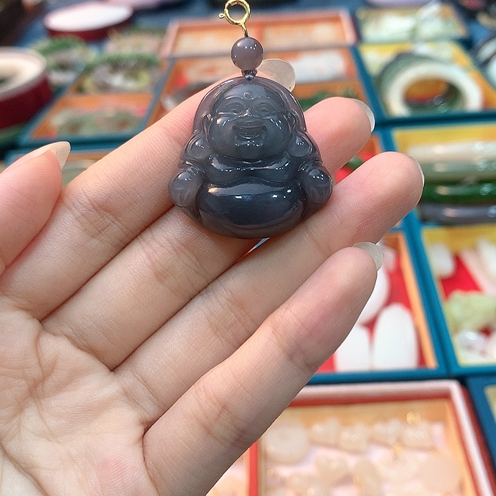 和田玉未镶嵌颈饰烟紫佛公