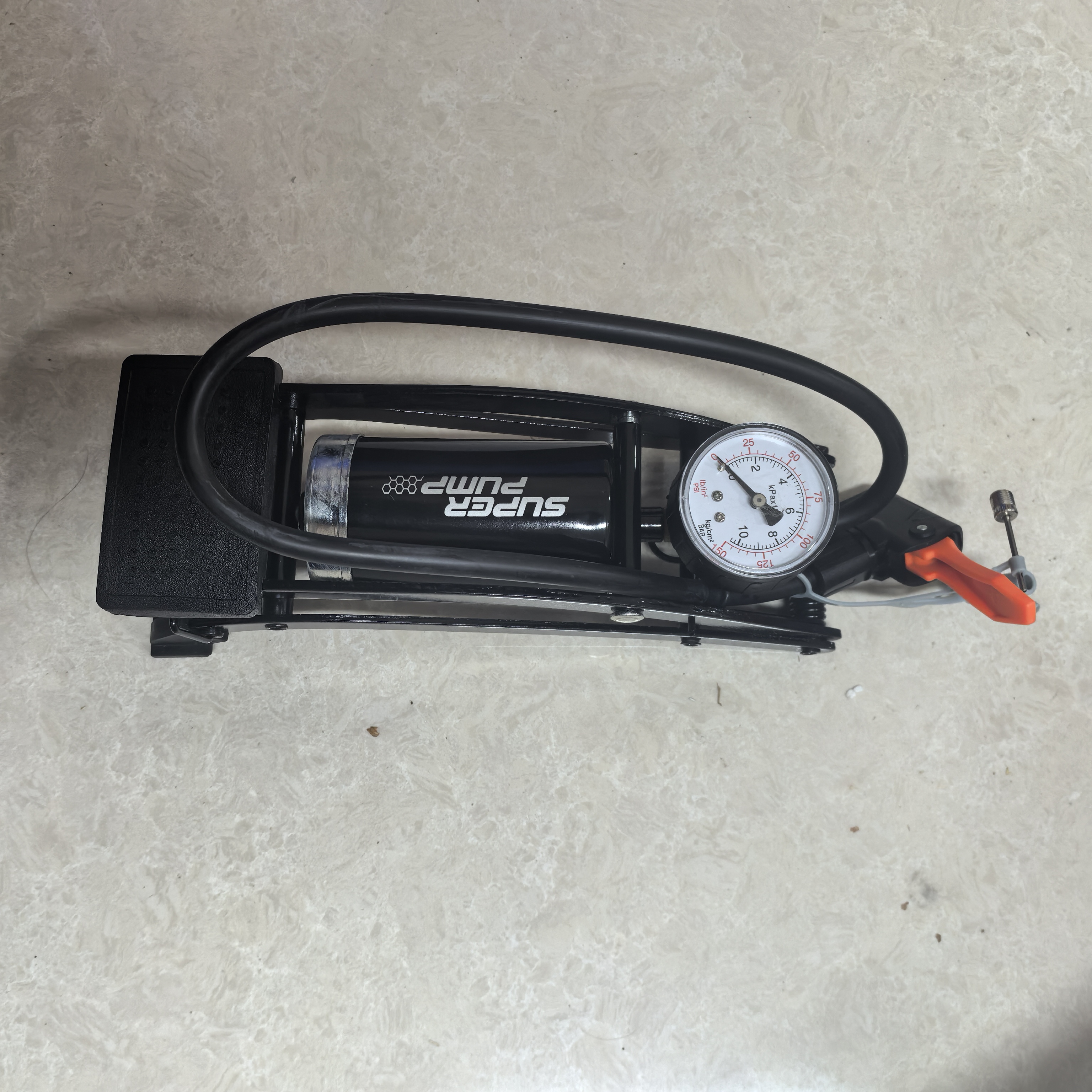 便携式脚踏打气筒