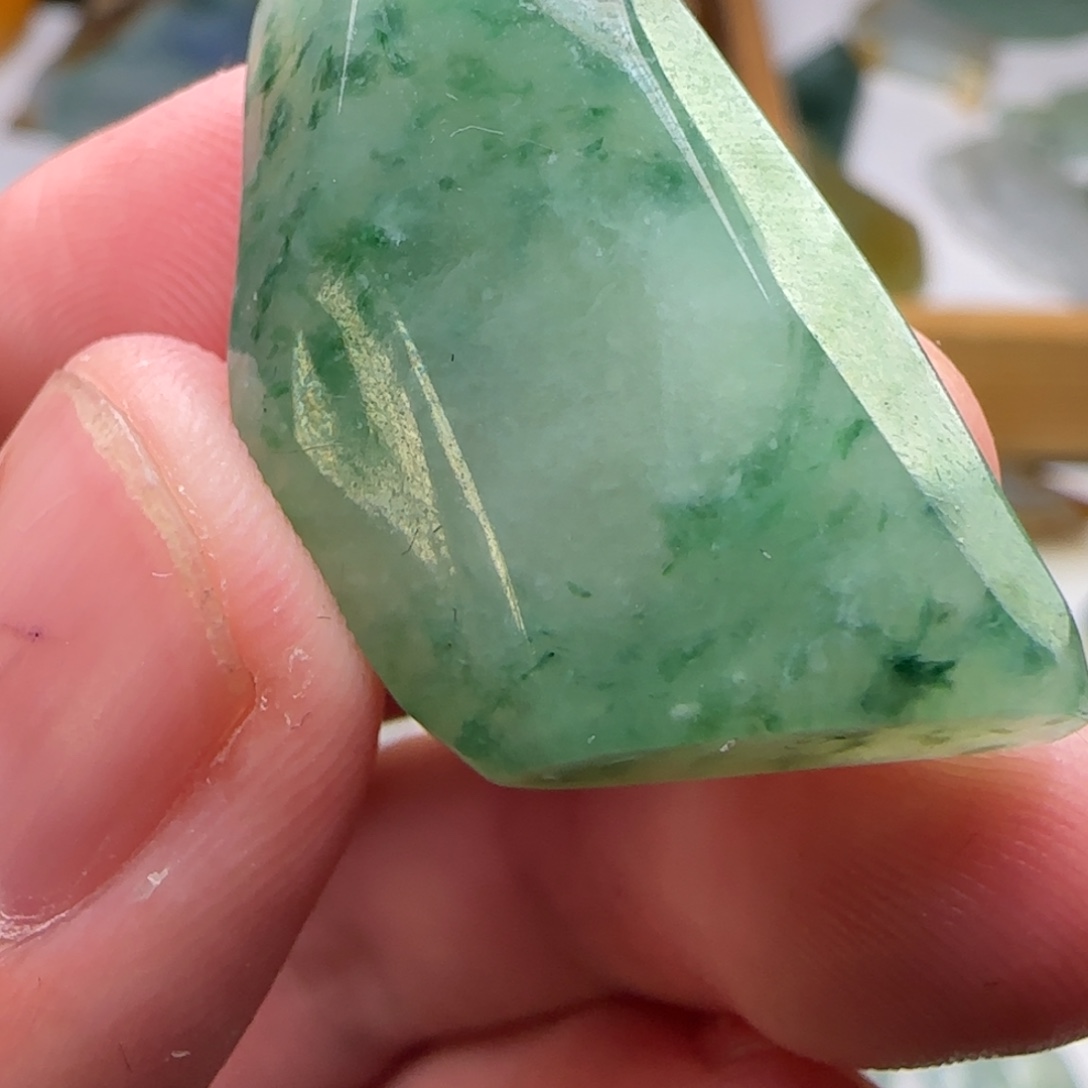 定制翡翠未镶嵌不包工