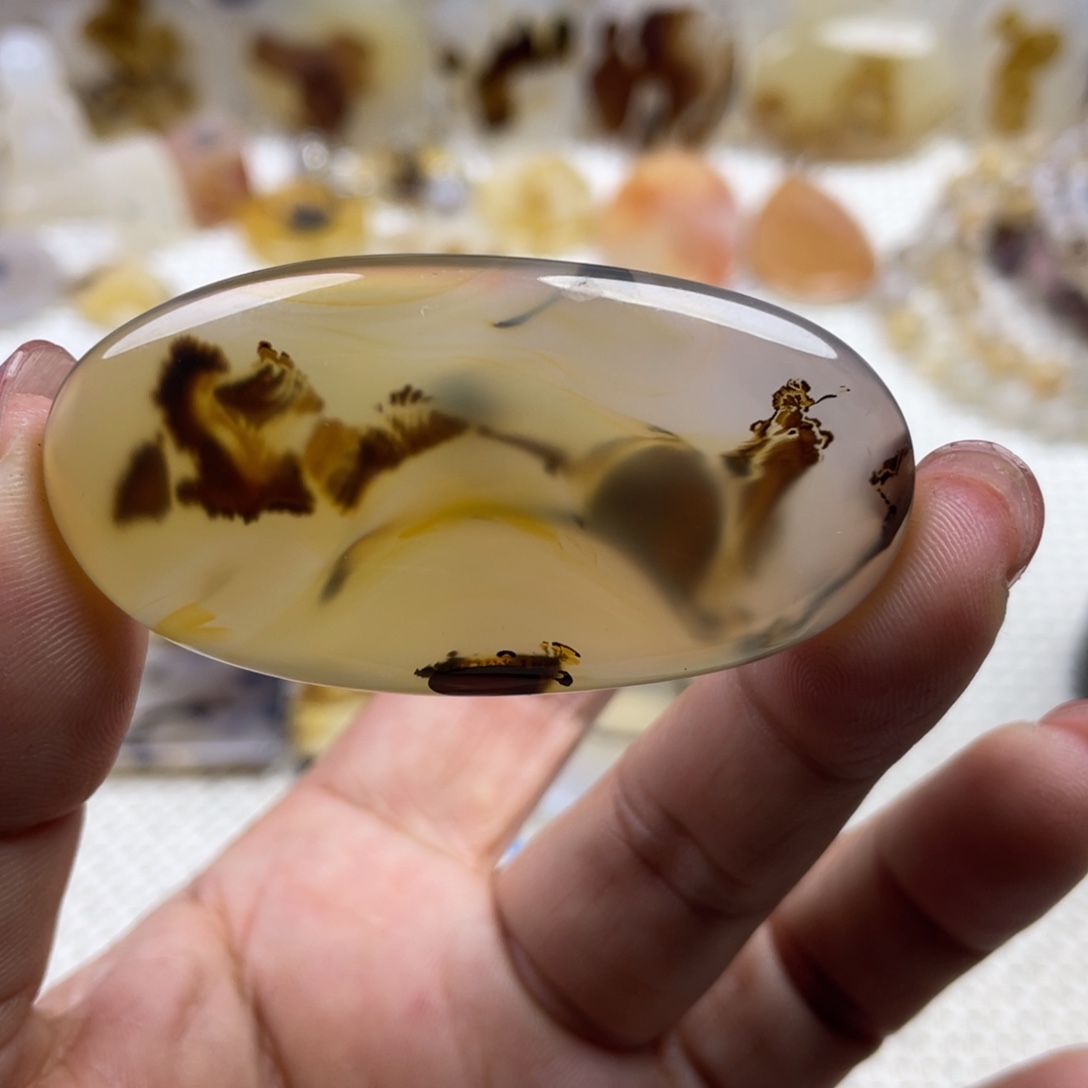 玛瑙/玉髓未镶嵌颈饰