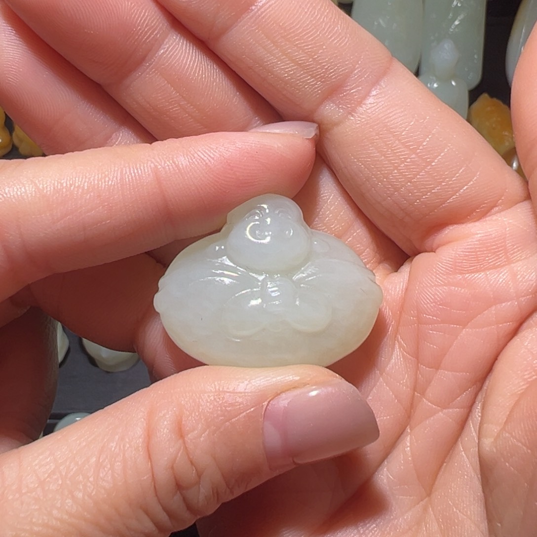 颈饰未镶嵌和田玉光**落