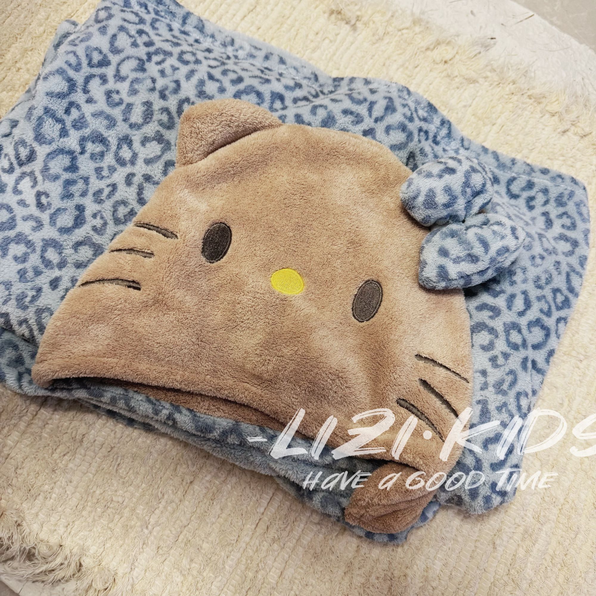 LIZI·『黑皮豹纹Kitty』亲子新款可爱卡通连帽浴巾浴袍斗篷浴巾