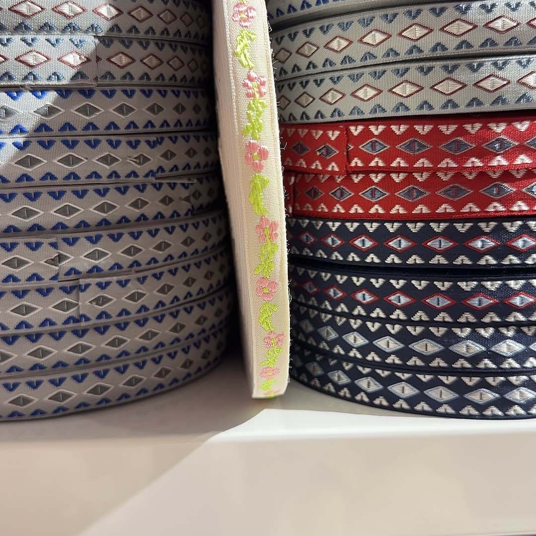 服装辅料花边织带