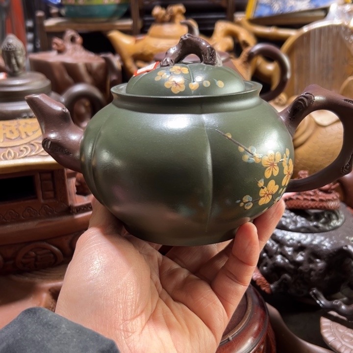 紫砂茶壶紫砂壶收藏起来吧