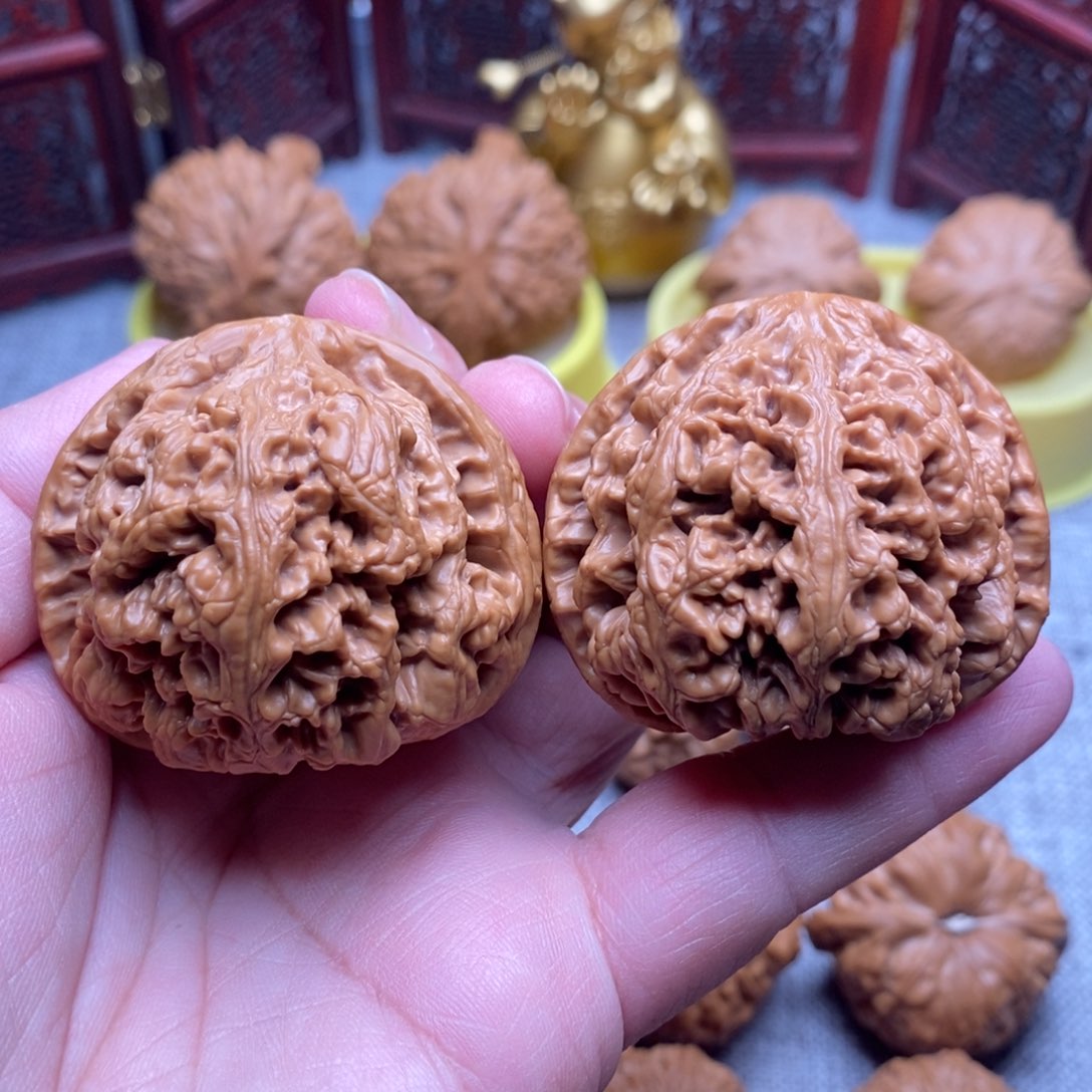 文玩核桃把件46.8毕业精品粗筋