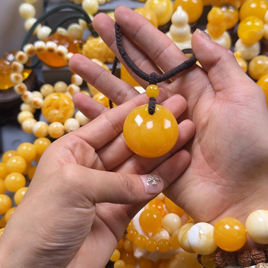 琥珀珠宝奇石未镶嵌公主扣