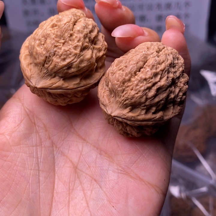 核桃云南野生铁核桃81号37mm