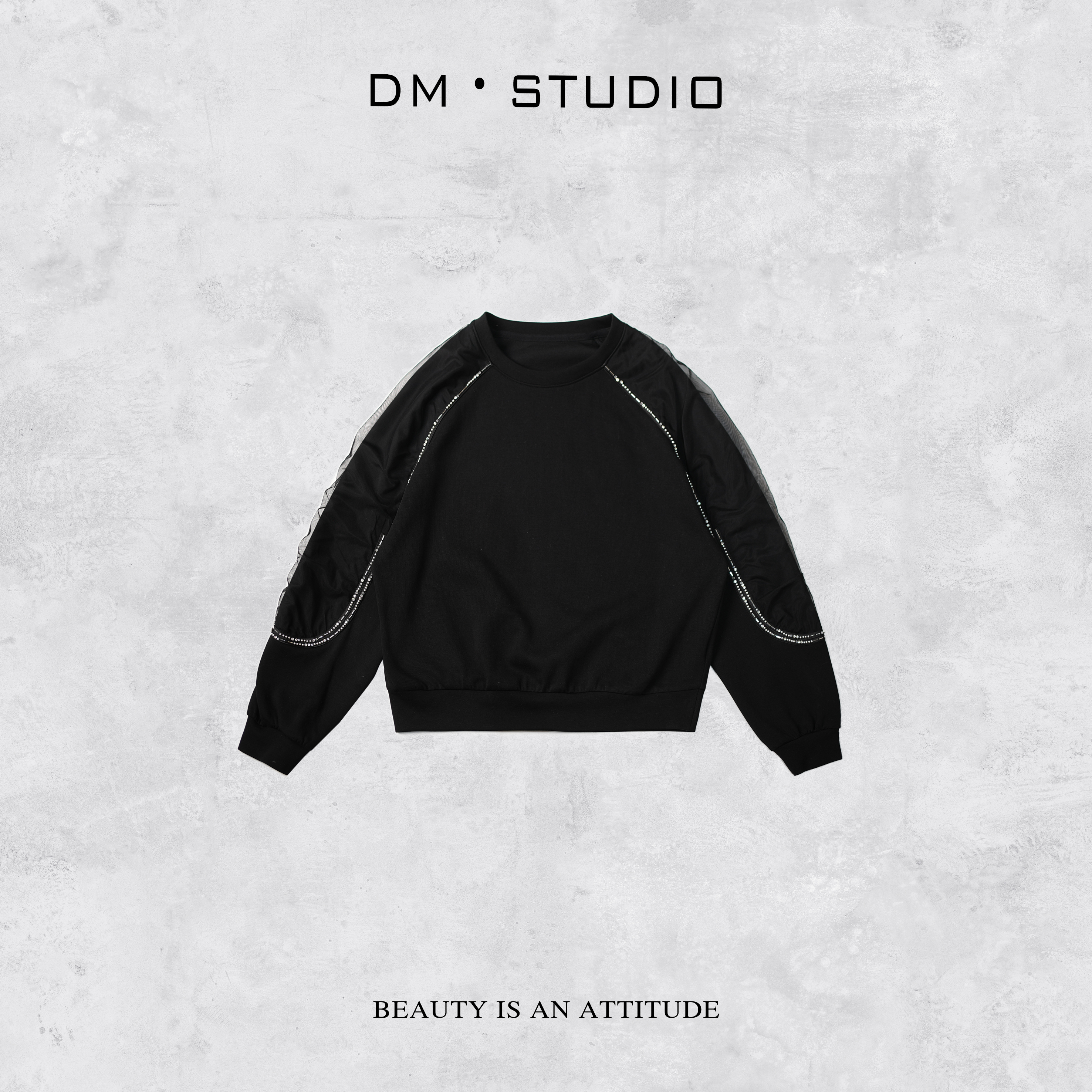 DEDM-DM•STUDIO/设计感百搭拼纱重工钉珠袖套头卫衣（2A3Y2525-1）