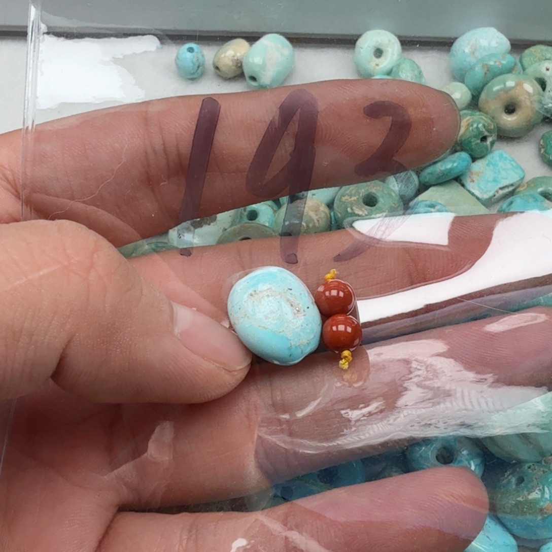 南红玛瑙未镶嵌珠宝奇石