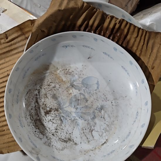 茶盏陶瓷盘子碗啥都有