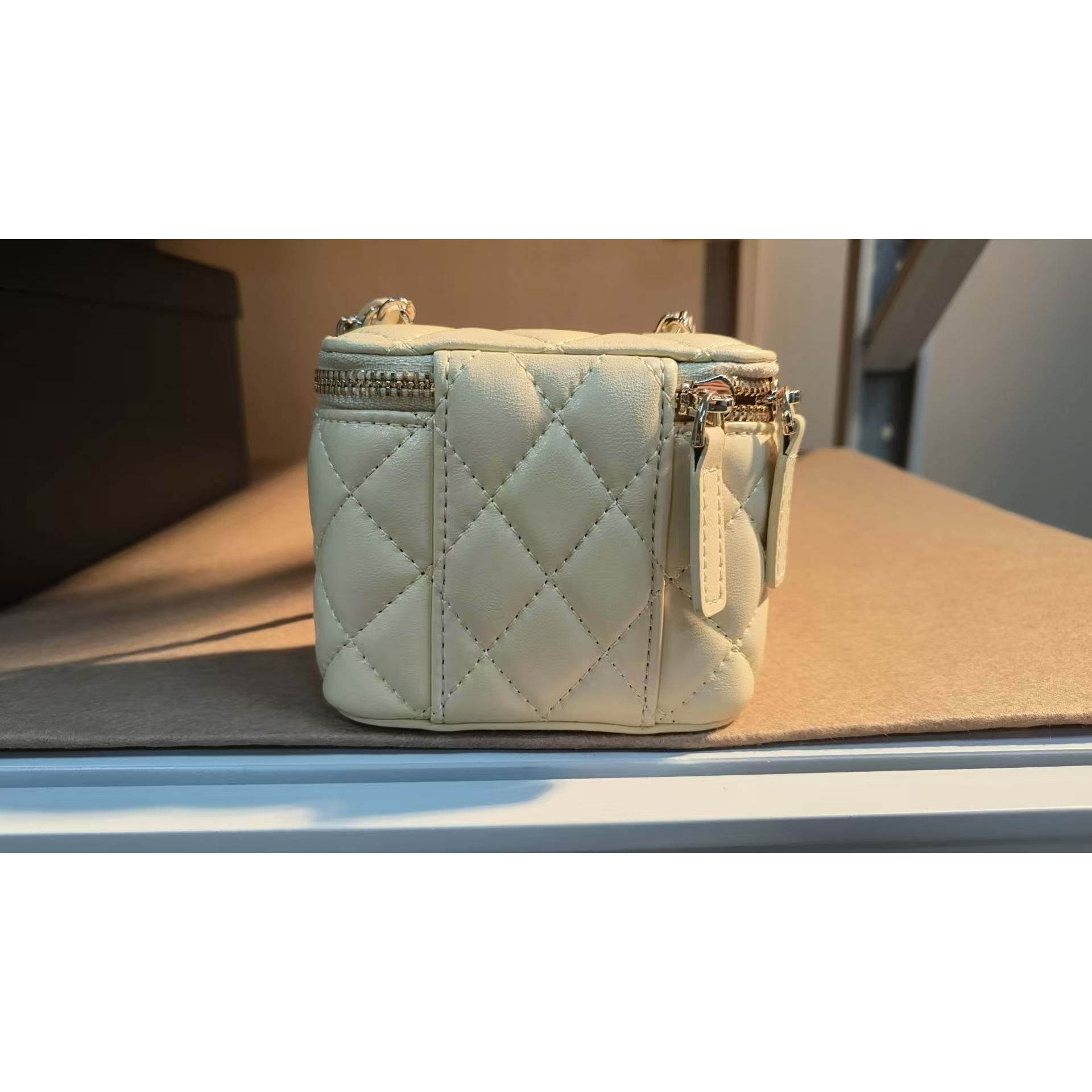 TOLEX2025新款手工时尚百搭盒子百搭真皮女包黄色11cm