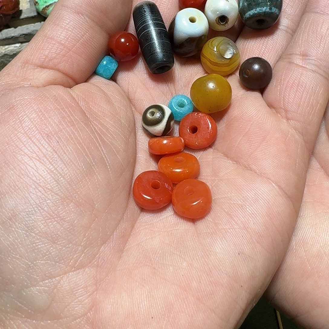 旗***生玛瑙/玉髓未镶嵌颈饰