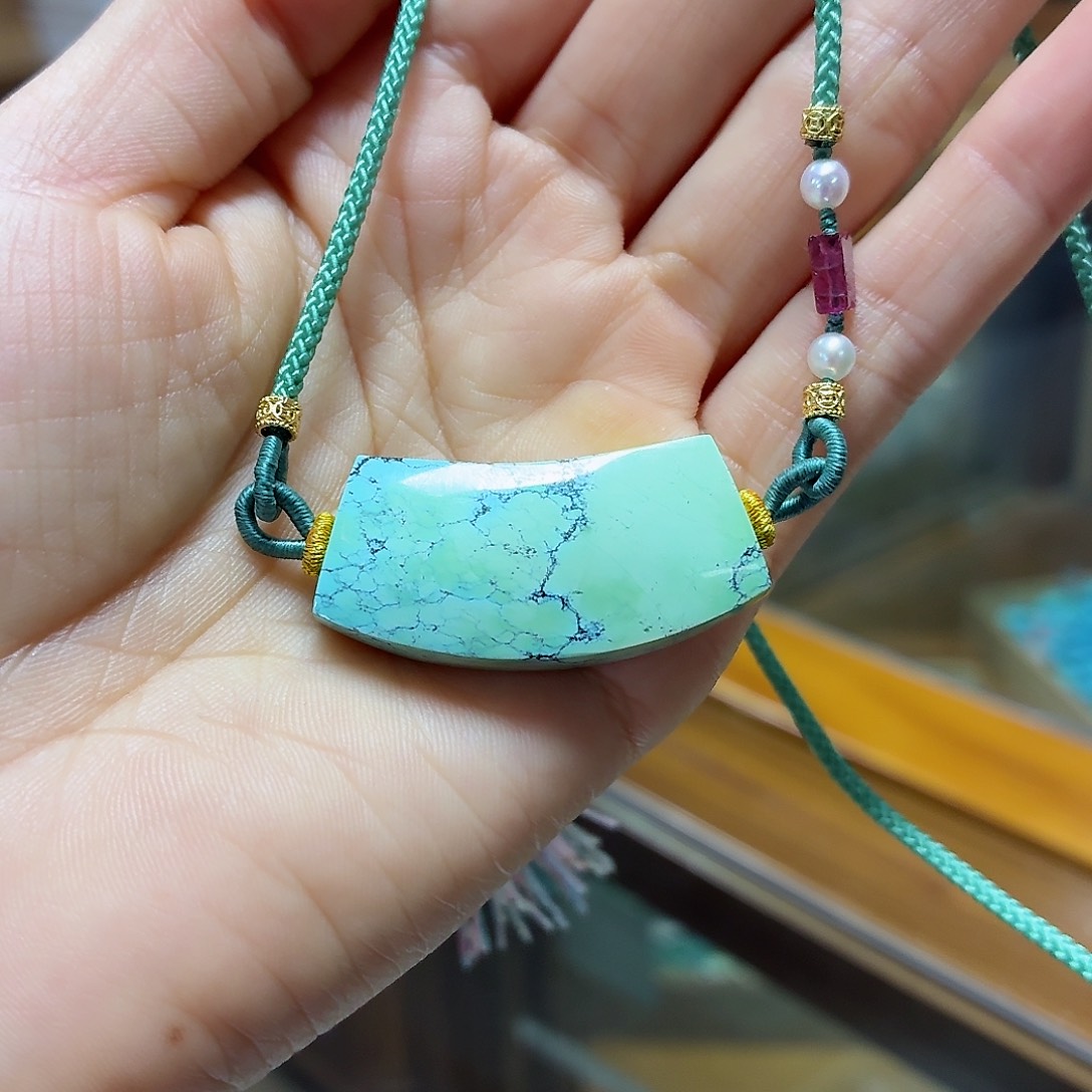 未镶嵌绿松石珠宝奇石