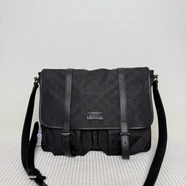 99新 GUCCI/古驰 98新/5925男士时尚休闲黑色尼龙双扣邮差包