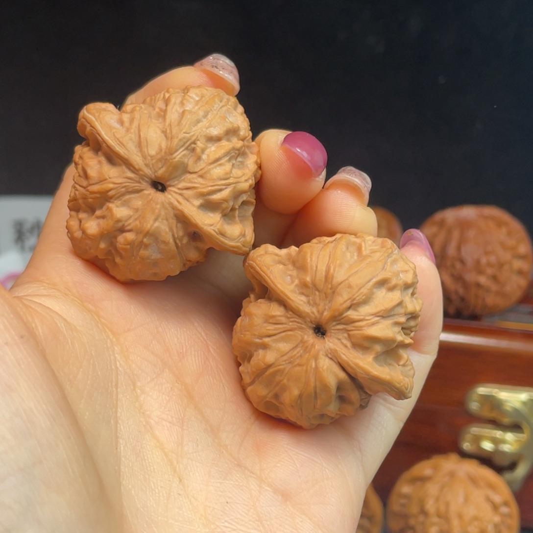 家***宝吊坠文玩核桃野狼36尺