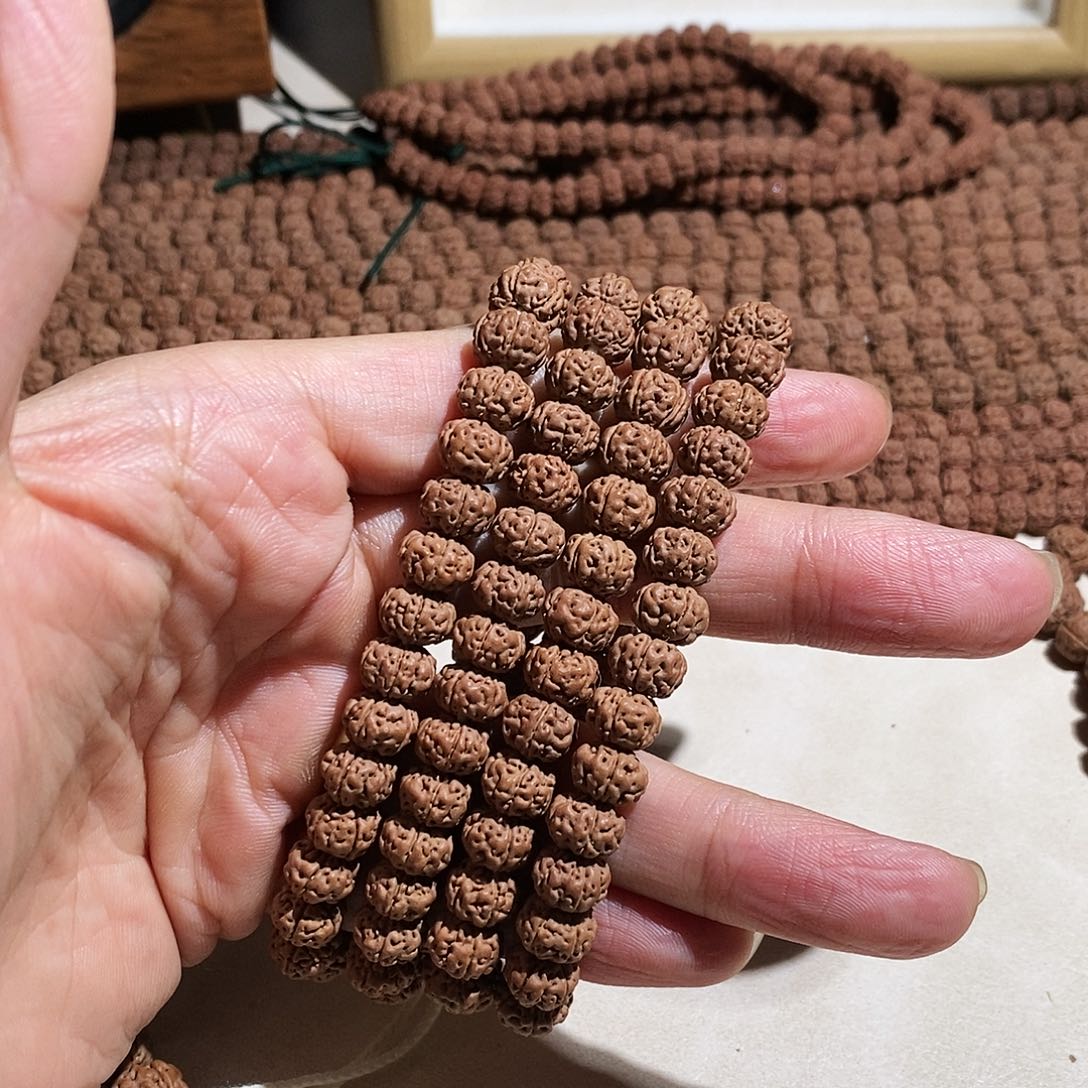 吊坠金刚菩提8.5老树王108头货