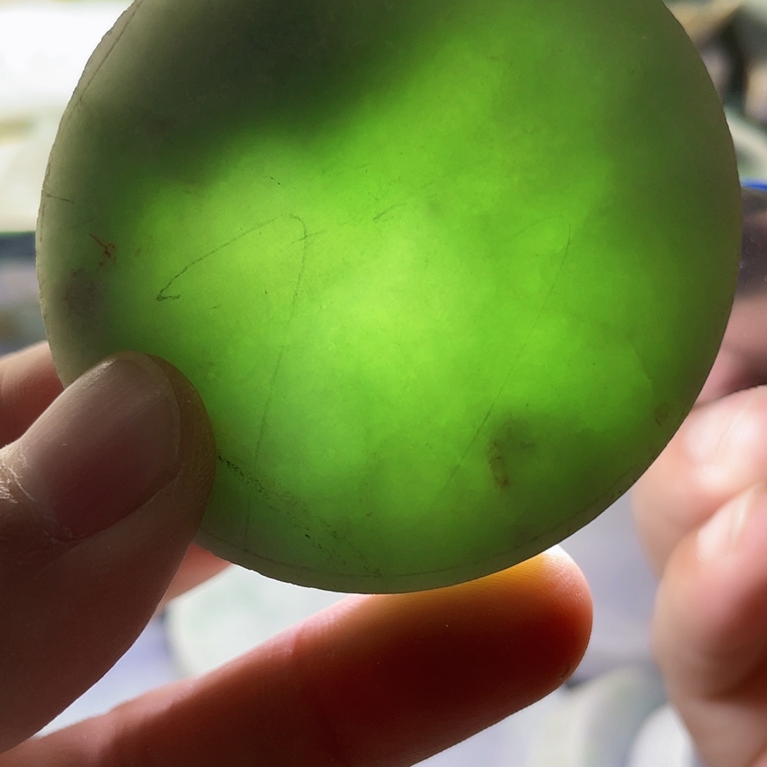 翡翠颈饰未镶嵌毛料55