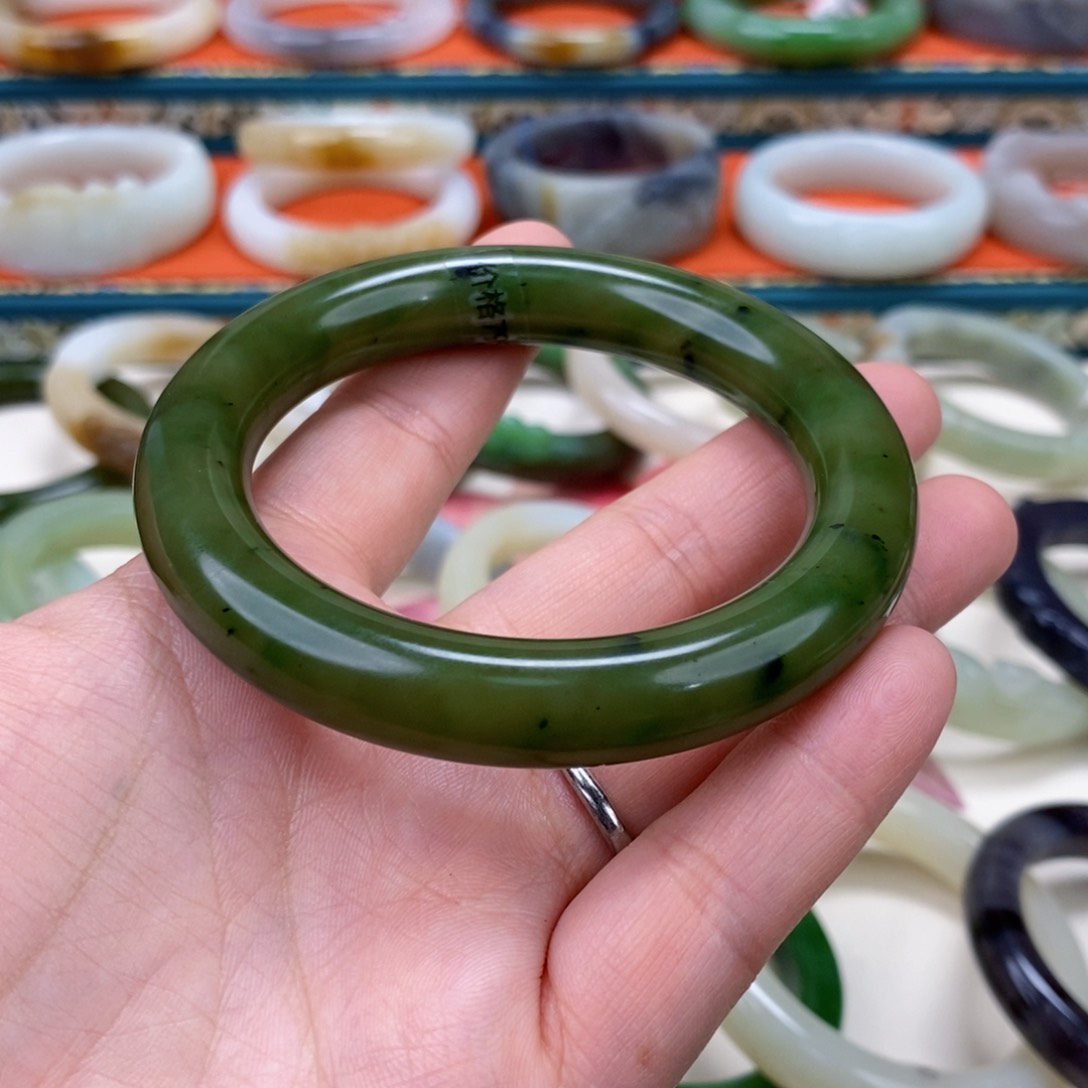 和田玉手镯58.1未镶嵌