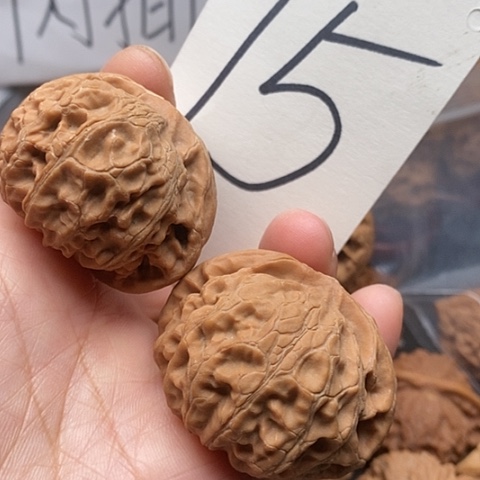 桃核吊坠45全品宫灯