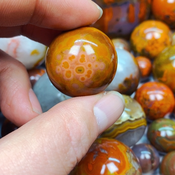 羊***眯玛瑙/玉髓未镶嵌玛瑙