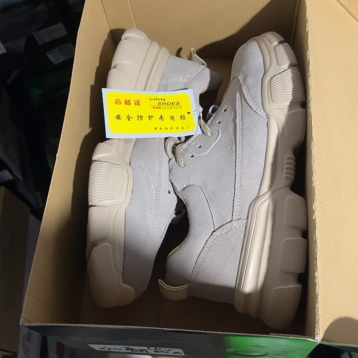 40码，编号325微瑕处理介意勿拍