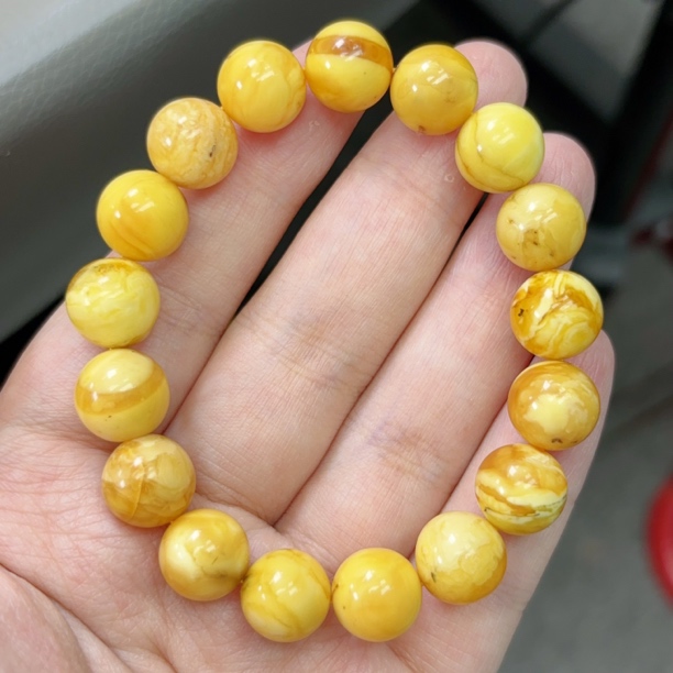 蜜糖色妖孽白花11➕瑕疵蜜蜡圆珠手串（531号）