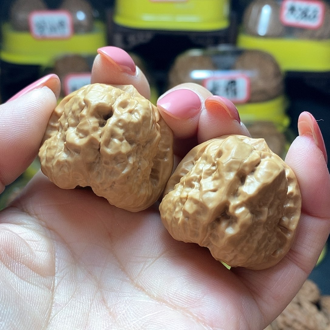 文玩核桃把件17号蛤蟆头手捻36尺