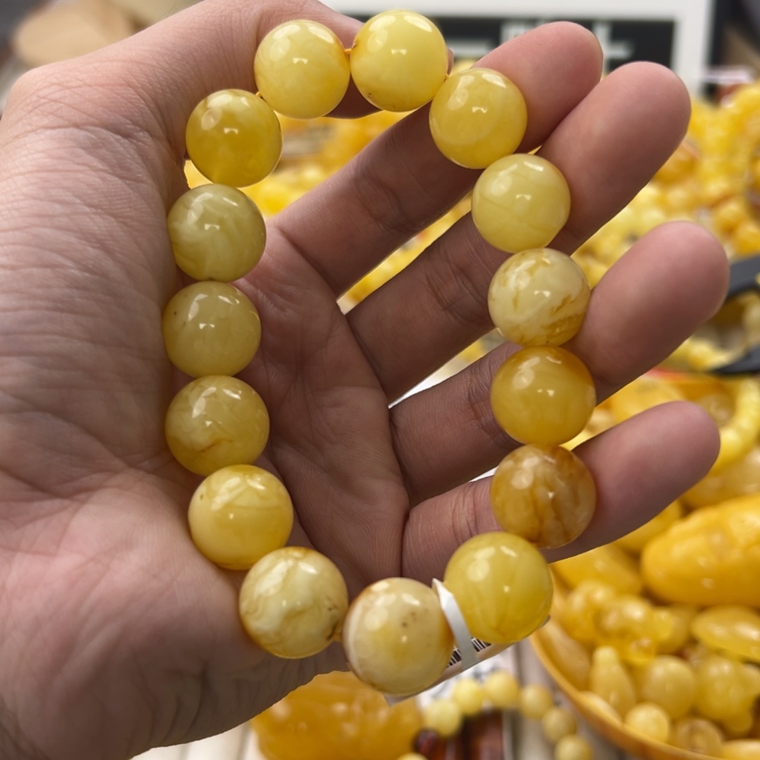 琥珀珠宝奇石未镶嵌