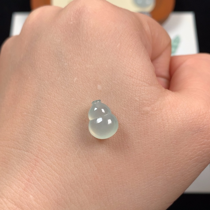 翡翠裸石天然缅甸绿葫芦