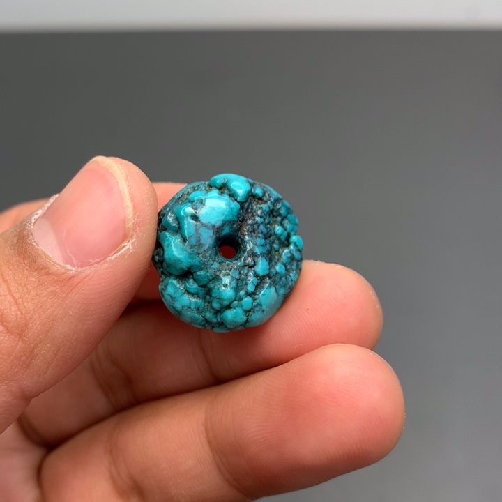 绿松石颈饰未镶嵌