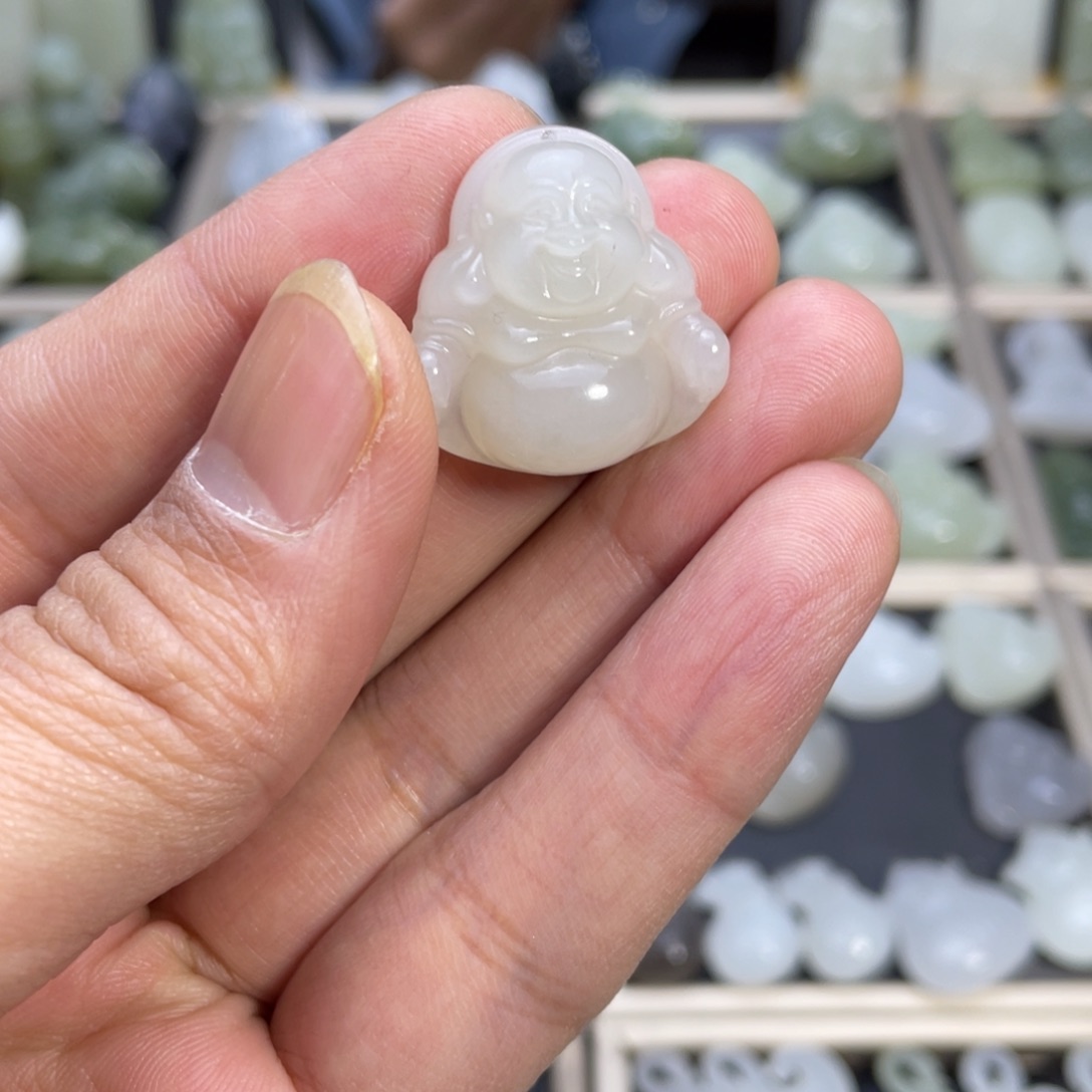 和田玉颈饰未镶嵌25大肚佛