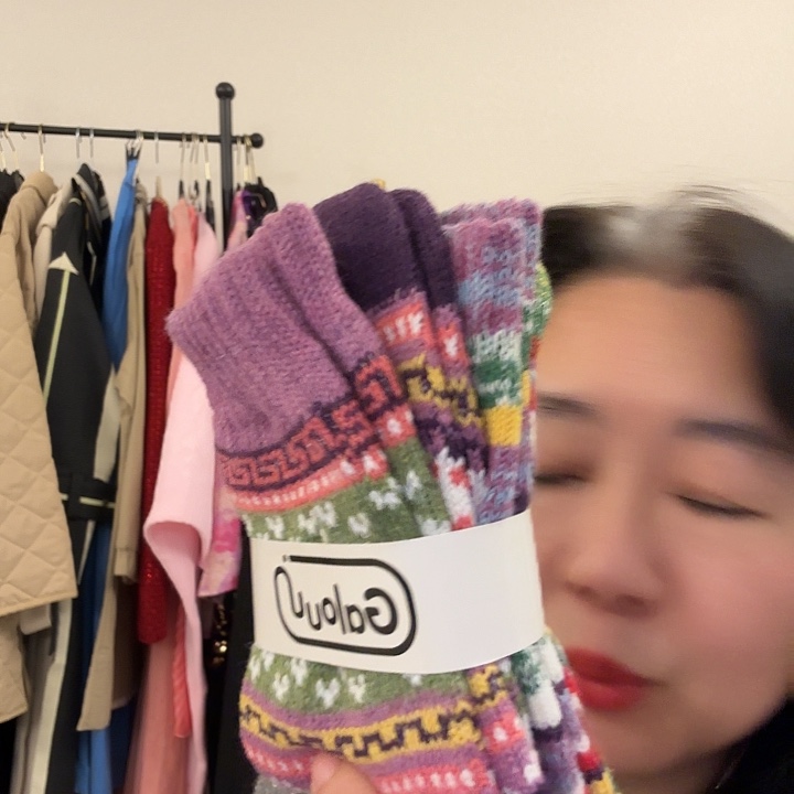 哥哥飞红包飞感觉晶晶女孩