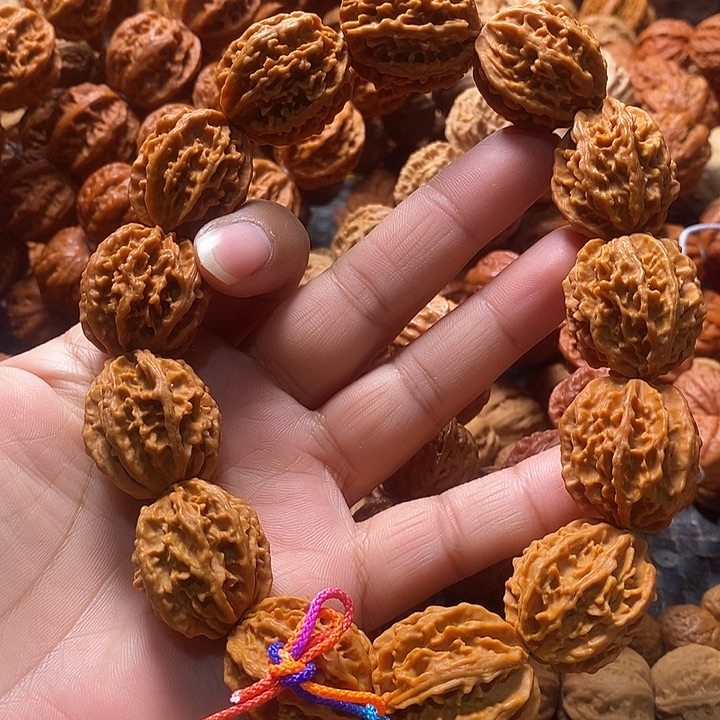 文玩核桃吊坠蟠桃麦穗