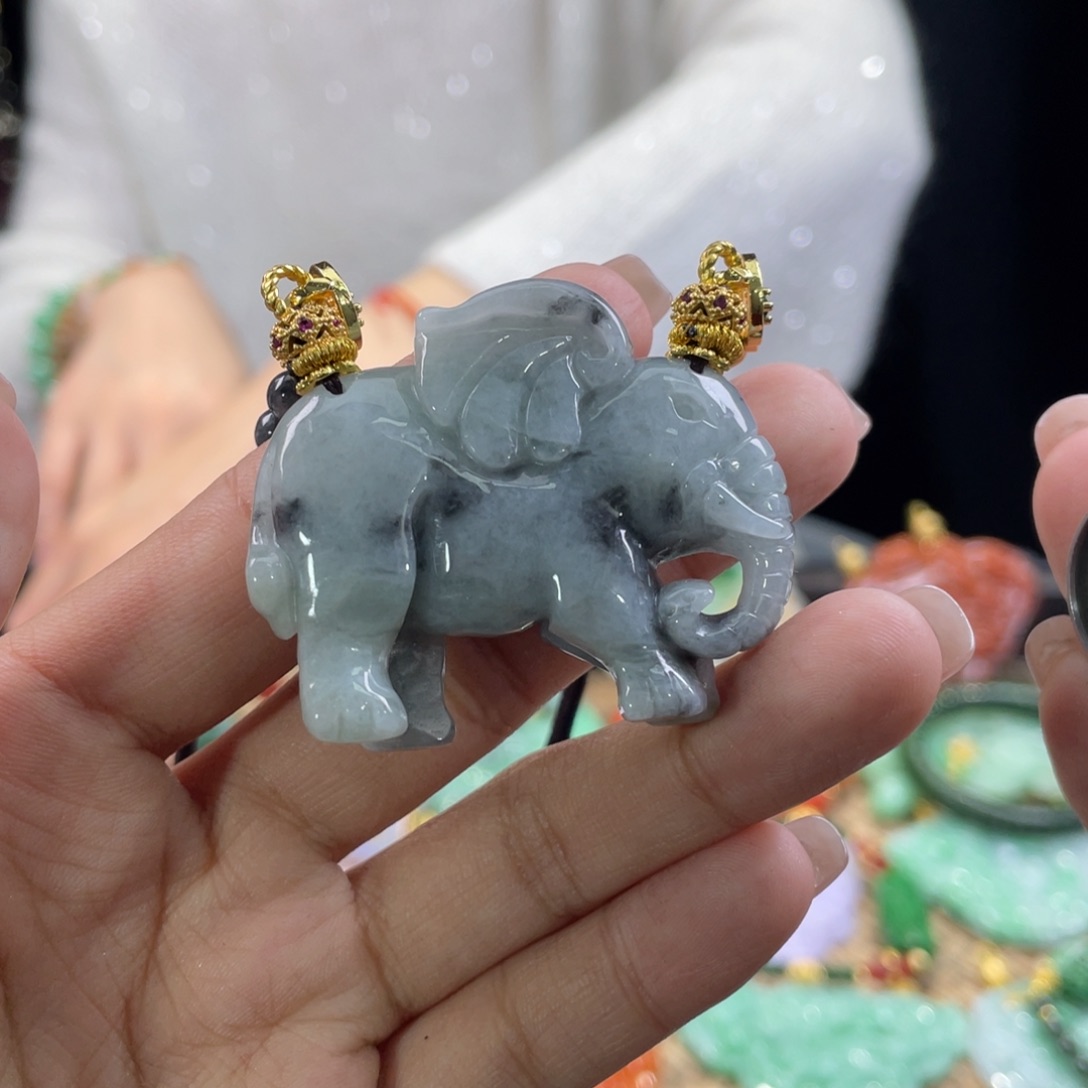 翡翠颈饰未镶嵌代编织