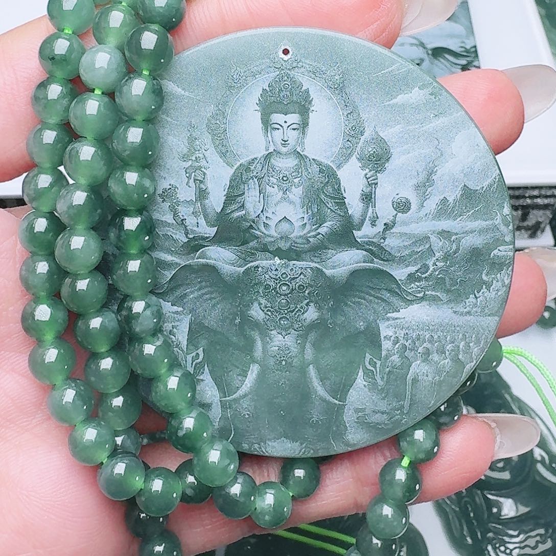 翡翠未镶嵌颈饰多样性发其一