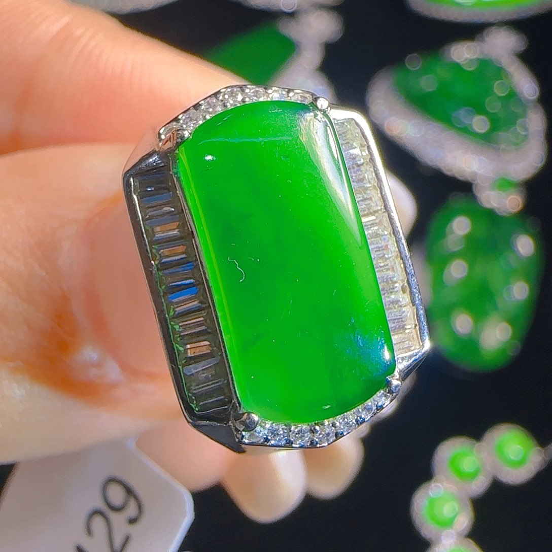 翡翠戒指银S925镶嵌天然