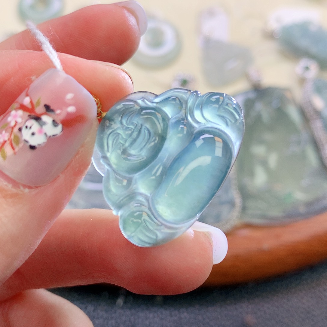 翡翠颈饰18K金镶嵌翡翠