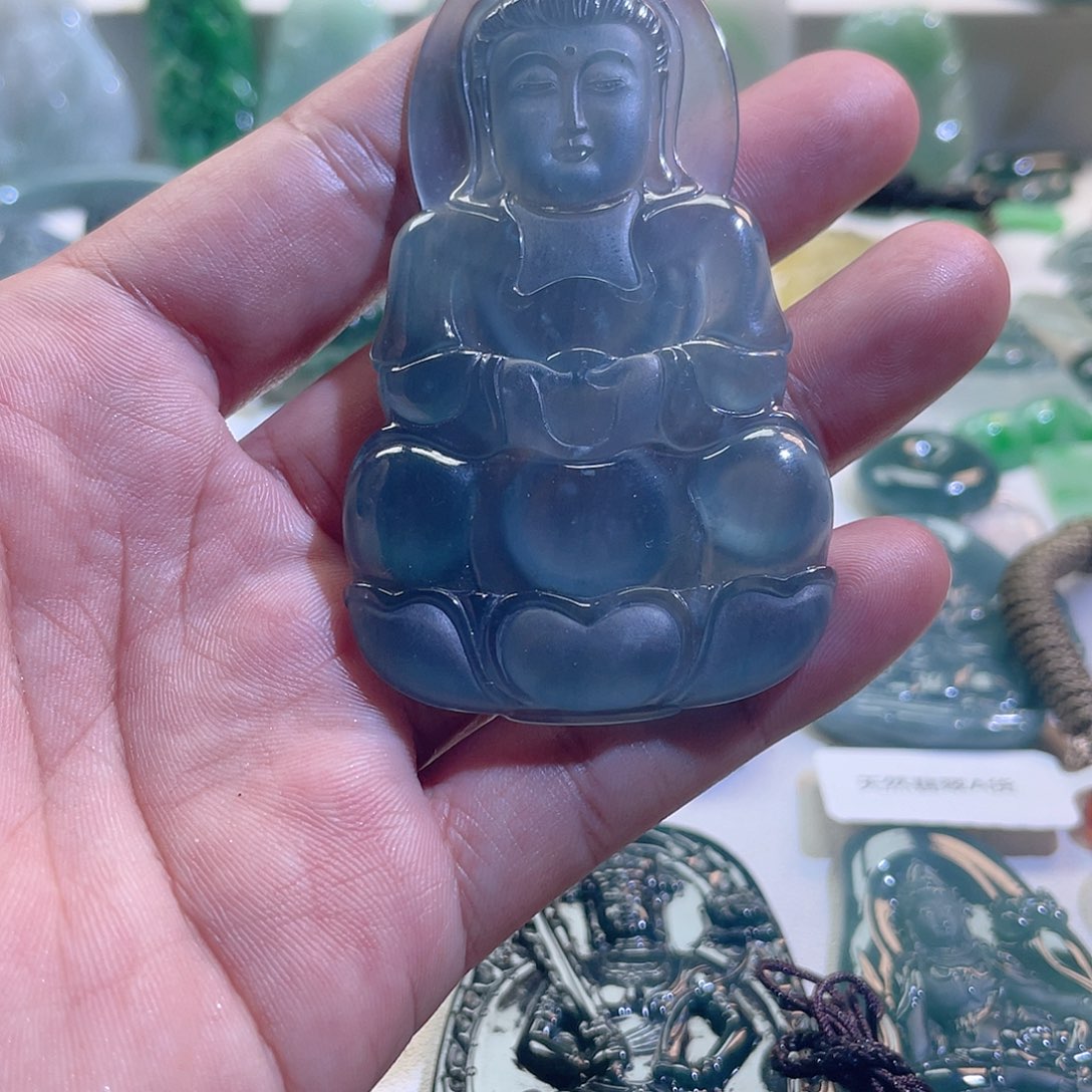 翡翠颈饰未镶嵌翡翠挂件