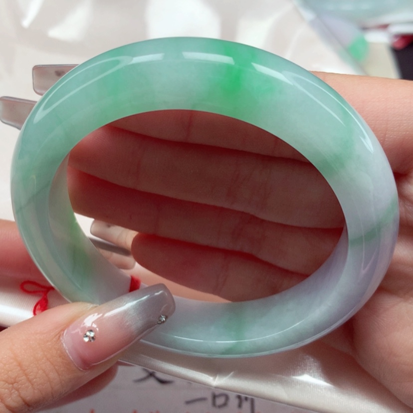 【闪购商品】翡翠手镯未镶嵌57圈