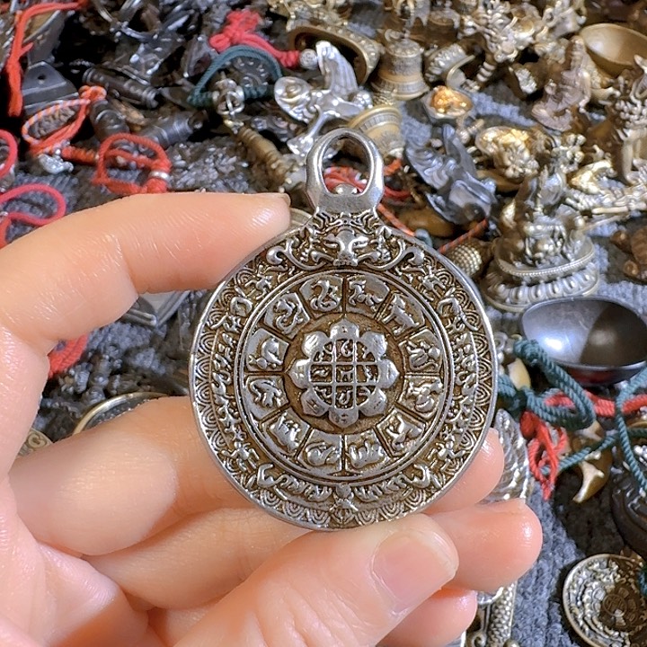 九宫吉祥八宝牌4.2c m