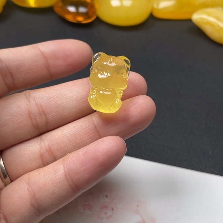 琥珀未镶嵌裸石狐狸