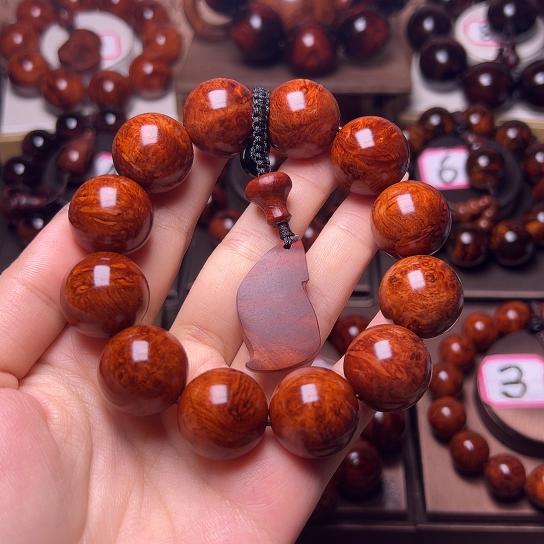 坚***强黄花梨/降香黄檀2.0老油梨老料留疤