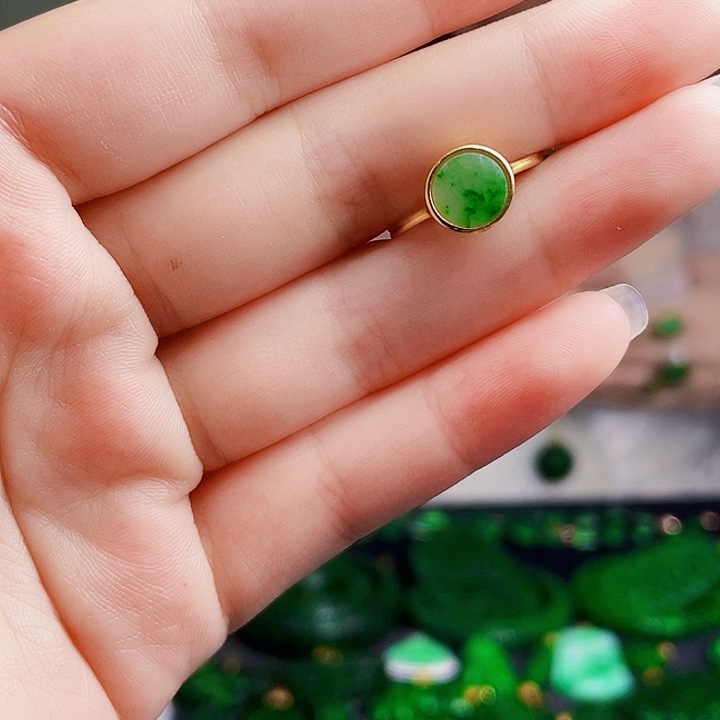 翡翠银S925镶嵌颈饰多样性